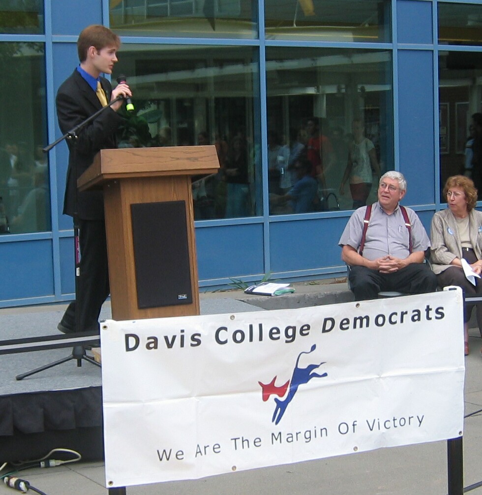 ucdavis_college_dems1