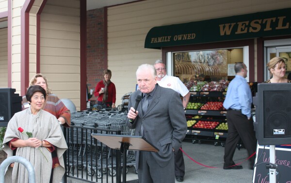 Westlake_IGA_GRAND_OPENING_020