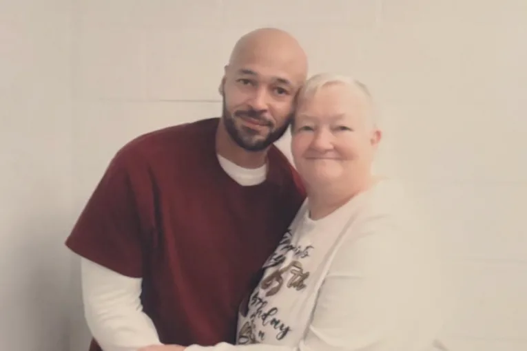 Oklahoma Governor Grants Clemency, Stops Execution of Tremane Wood