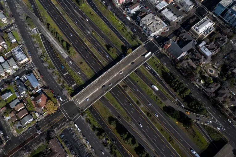 Op-ed | California’s freeways are fueling its housing crisis