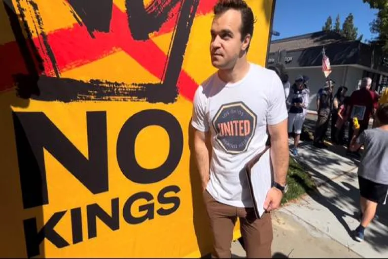 Cost of Free Speech: Mayor Speaks at No Kings Rally as Protest Organizer Faces Felony Charge